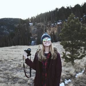 Meet your Posher, Claire